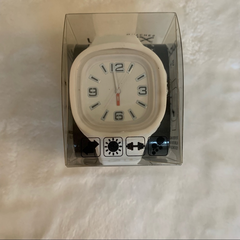 The Remix TimeBomb Watch White Silicone Analog (NIB)
